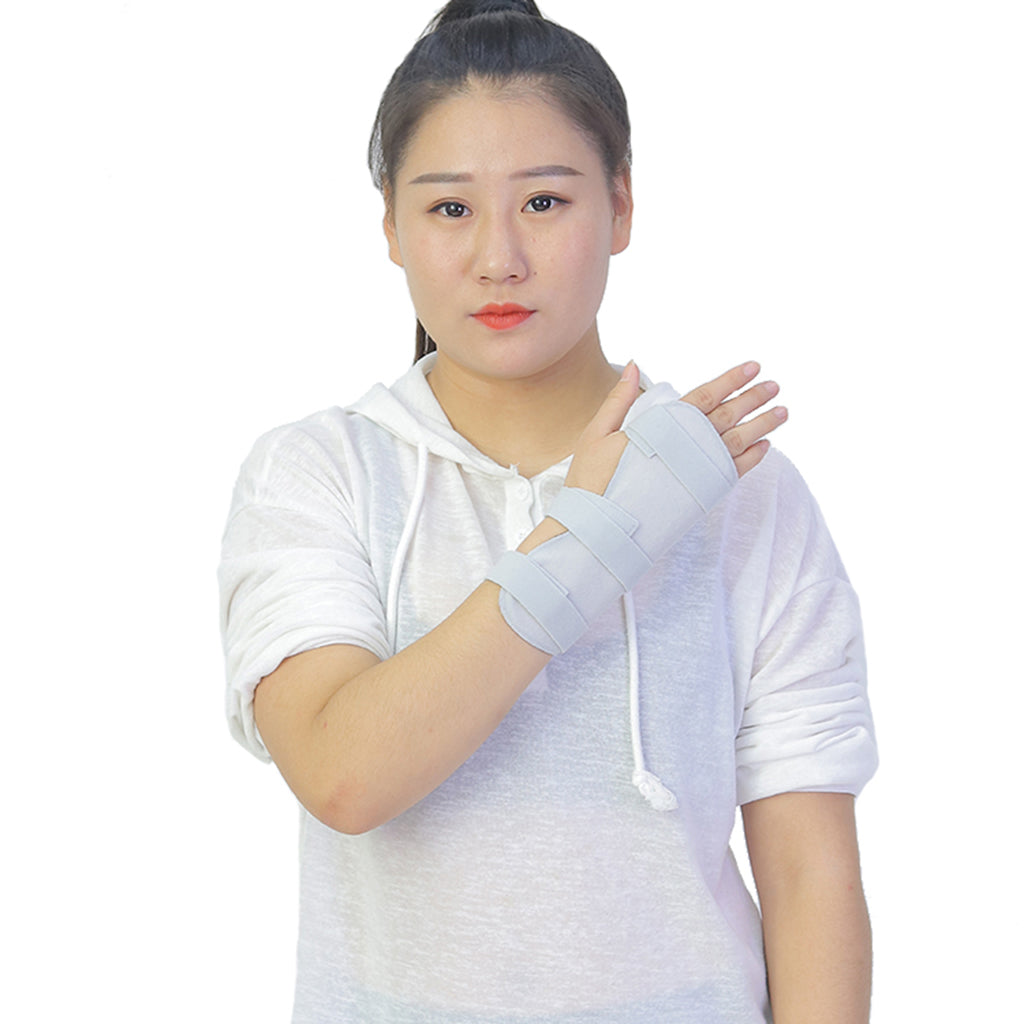 Wrist Splints Hand Support Brace - Breathable / Comfortable for Carpal Tunnel Tendonitis Sprains Fixation - Gray