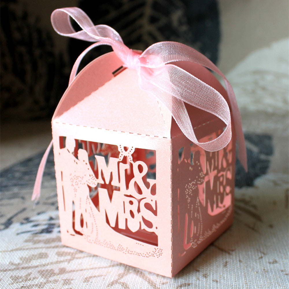 50pcs Mr&Mrs Bride Groom Laser Cut Gift Candy Boxes Wedding Party Favor Pink