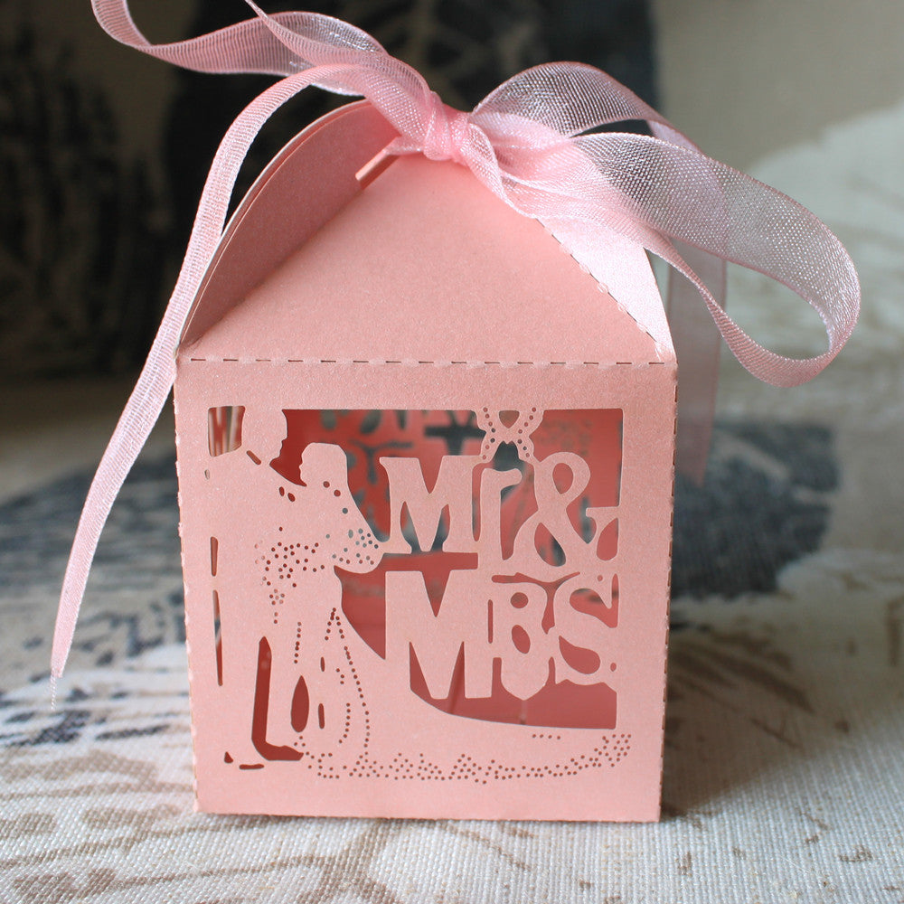 50pcs Mr&Mrs Bride Groom Laser Cut Gift Candy Boxes Wedding Party Favor Pink