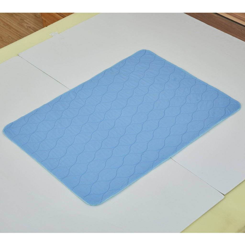 Soft 4-Layer Waterproof Incontinence Bed Underpads 70 x 80 cm Blue