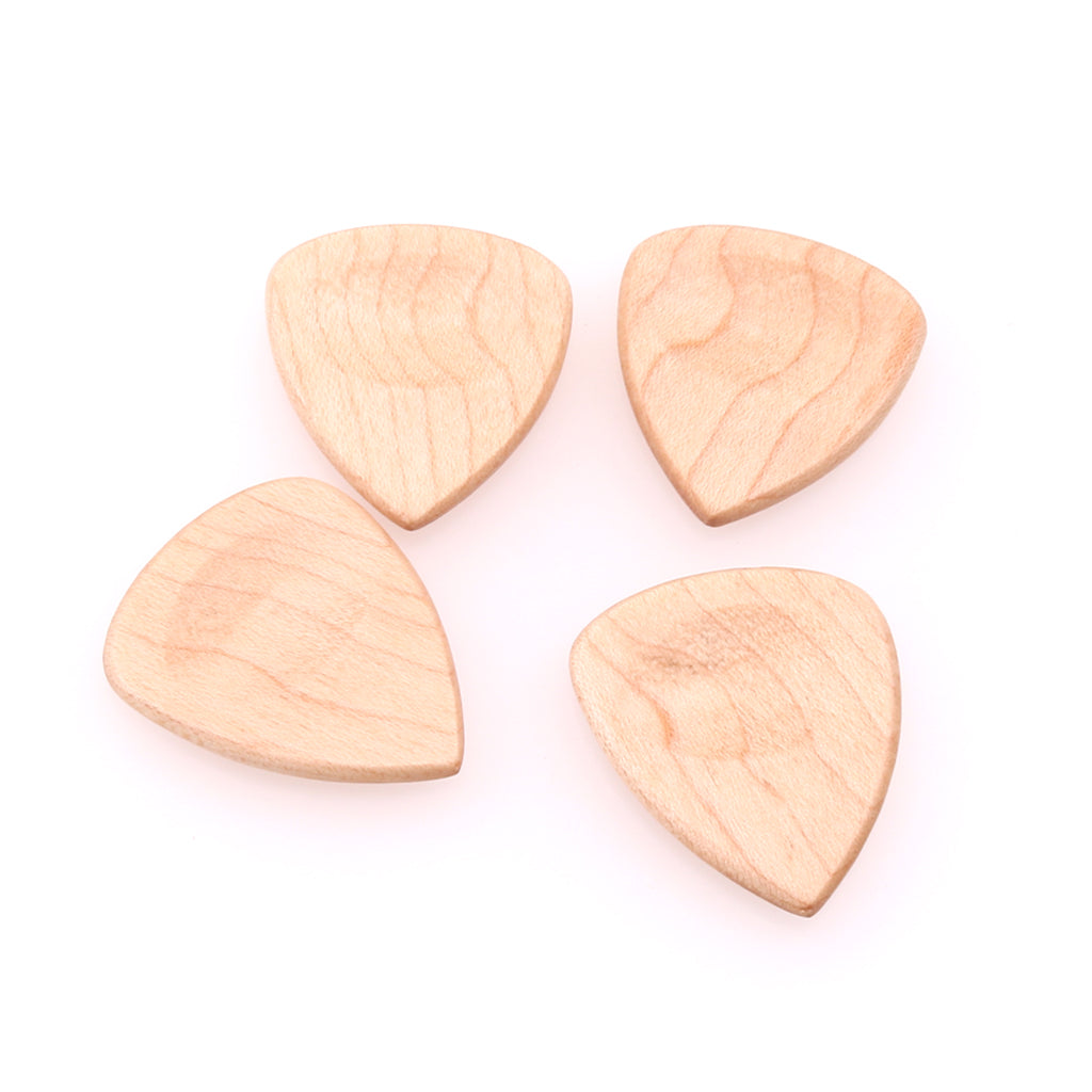 4 Pieces Wood Acoustic Guitar Pick Plectrum Heart Shape Picks