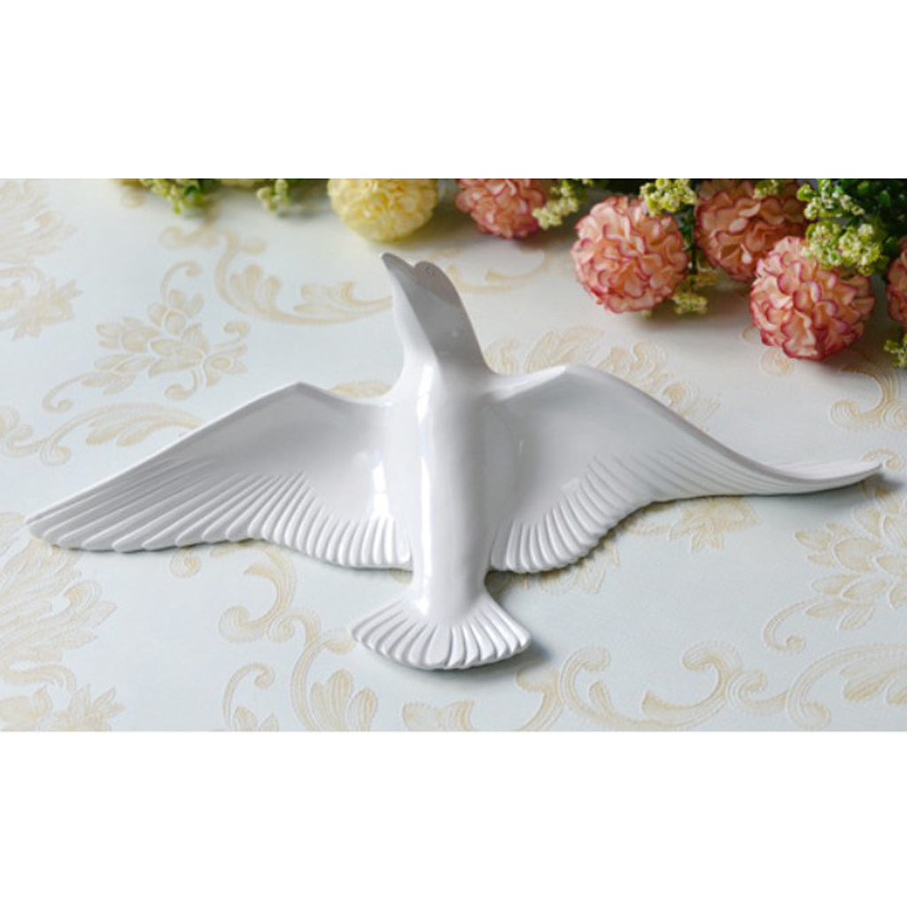 Creative Resin Seagull Shaped Bedroom TV Background Wall Decorations C White