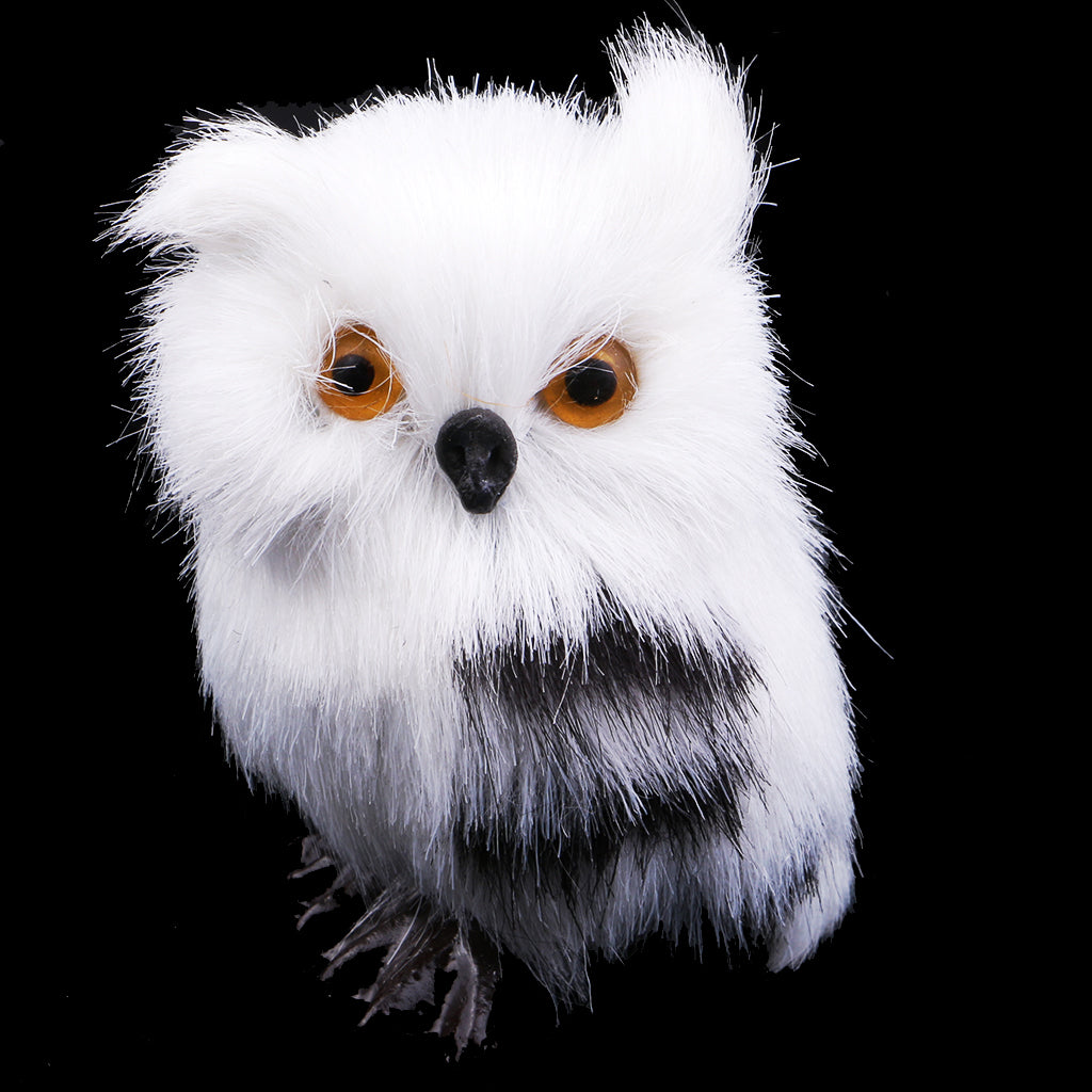 Simulation Lifelike Flying Owl With Wings for Home Garden Ornaments Right