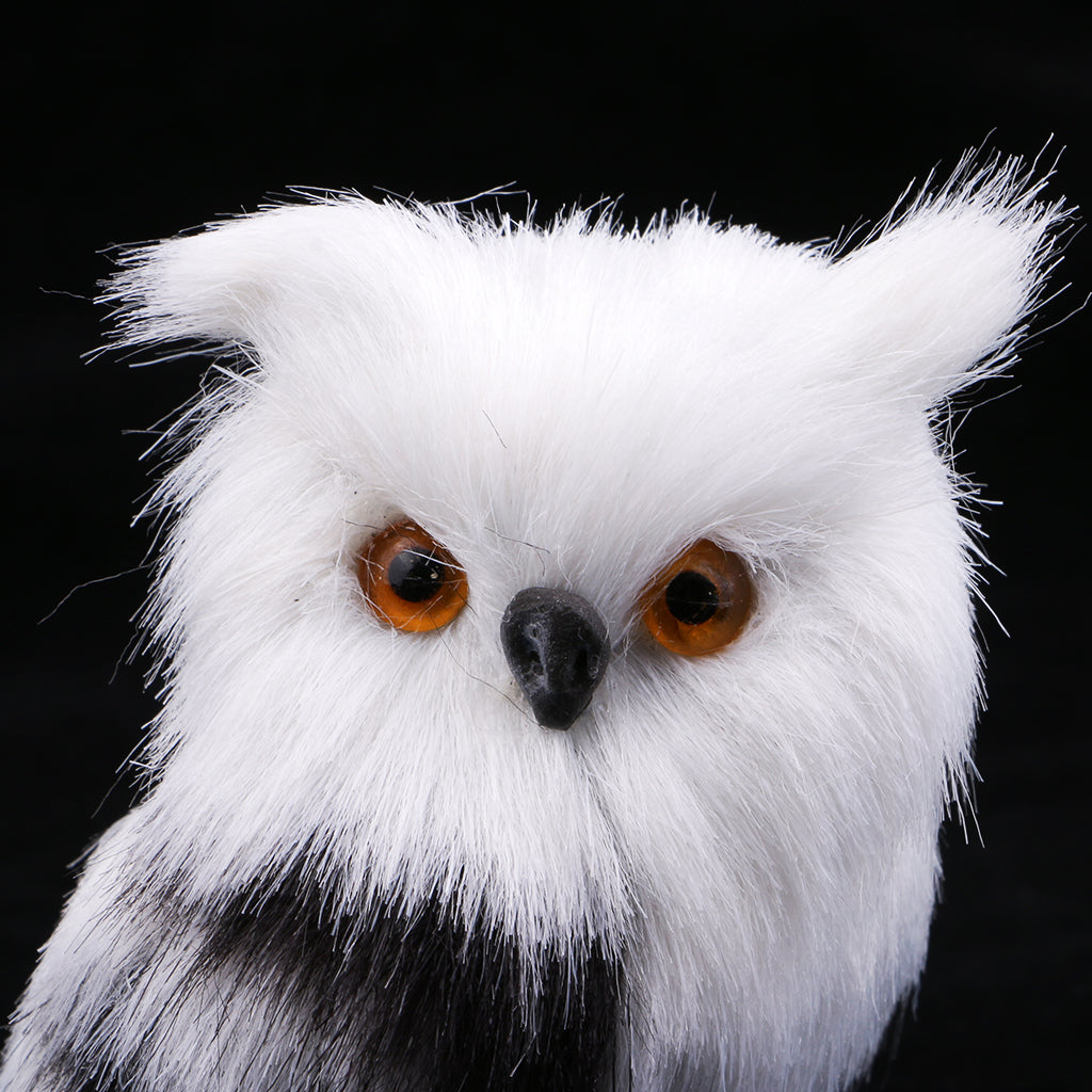 Simulation Lifelike Flying Owl With Wings for Home Garden Ornaments Left