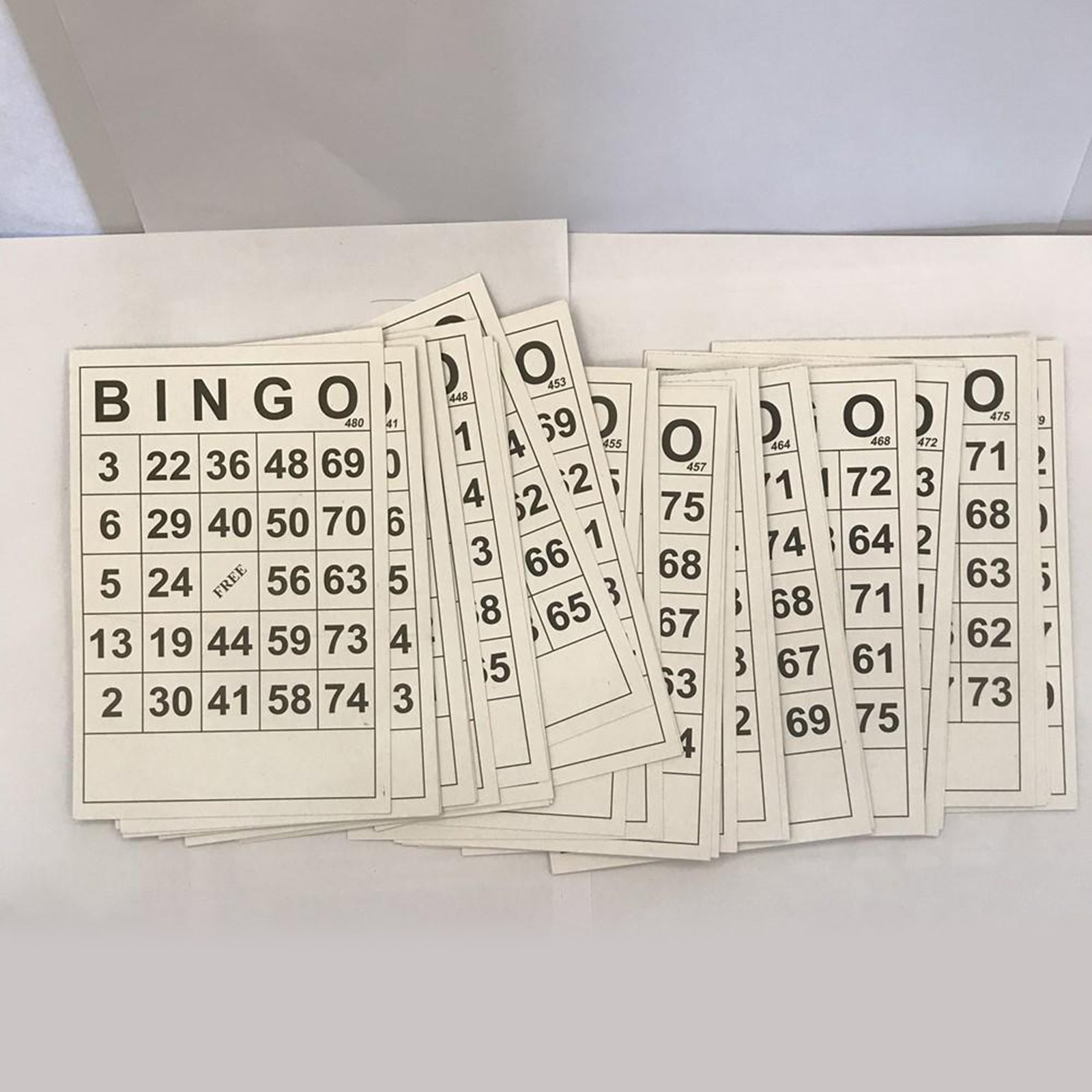 40 PCS BINGO Cards Easy Read 75 Numbers Chips Card Game Board Game Activity