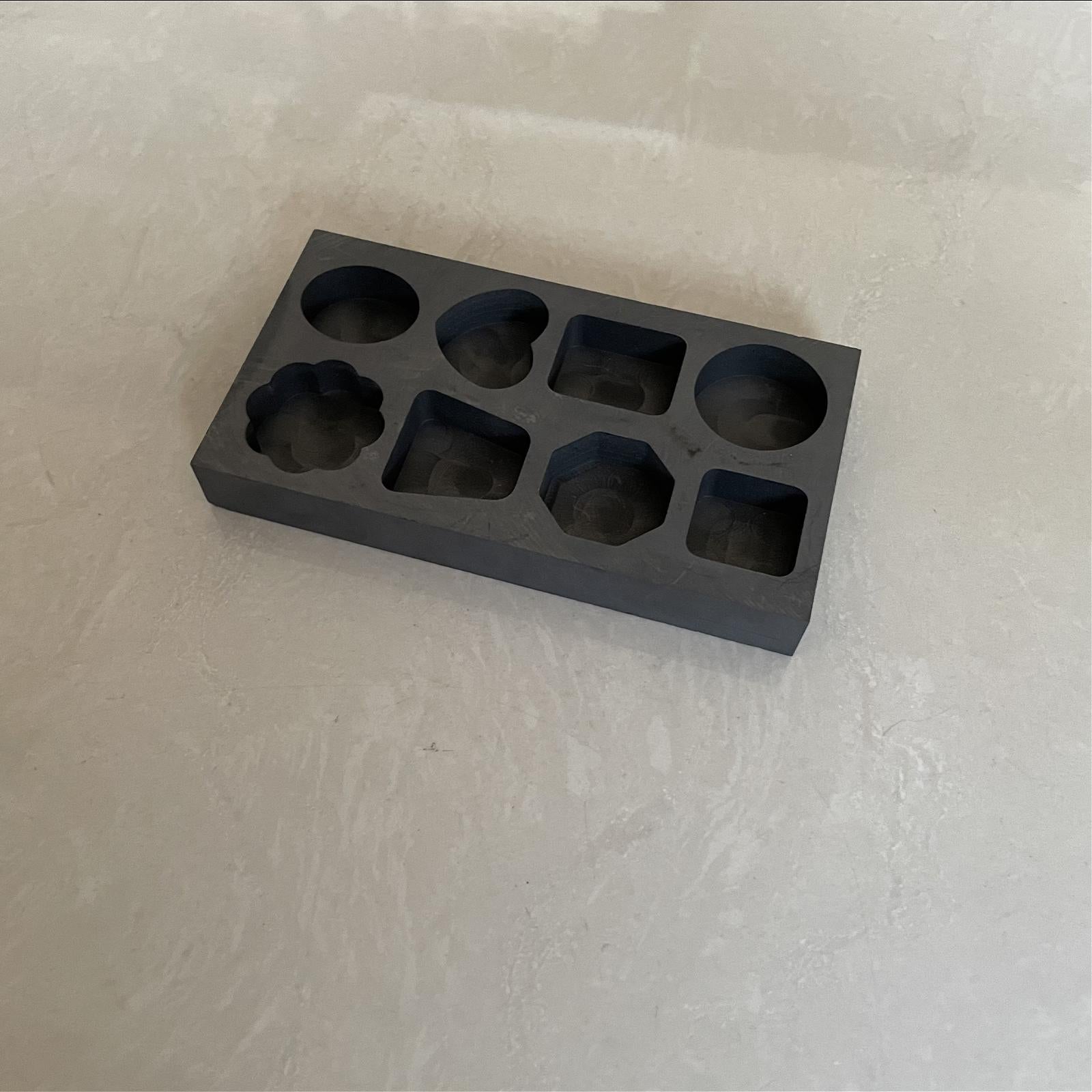 Graphite Ingot Mold Crucible for Melting Scrap Copper Jewelry  8 Holes